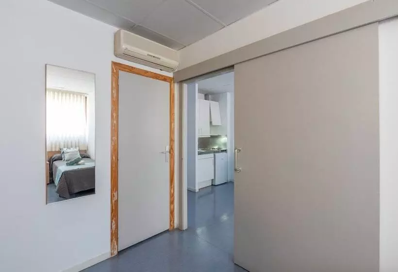 Residencia Universitaria Lesseps