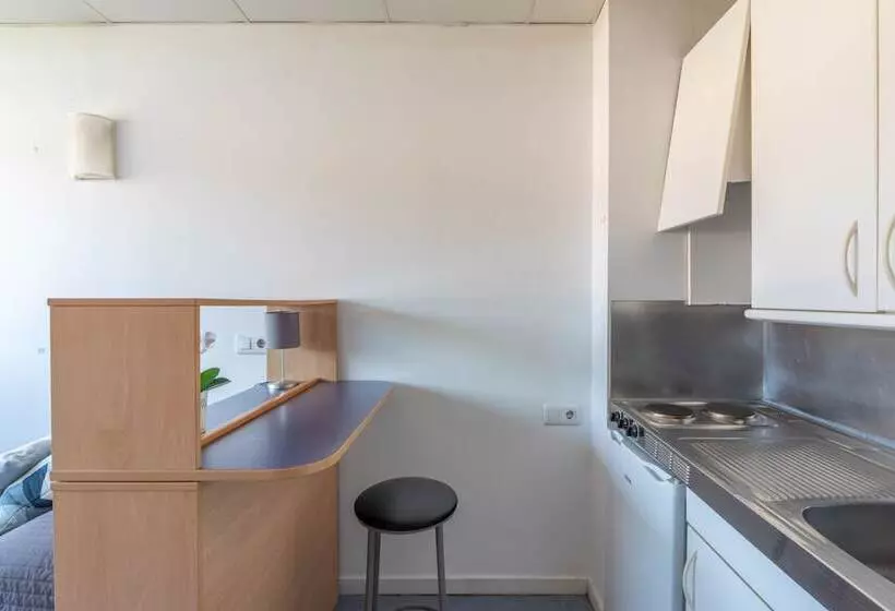Residencia Universitaria Lesseps