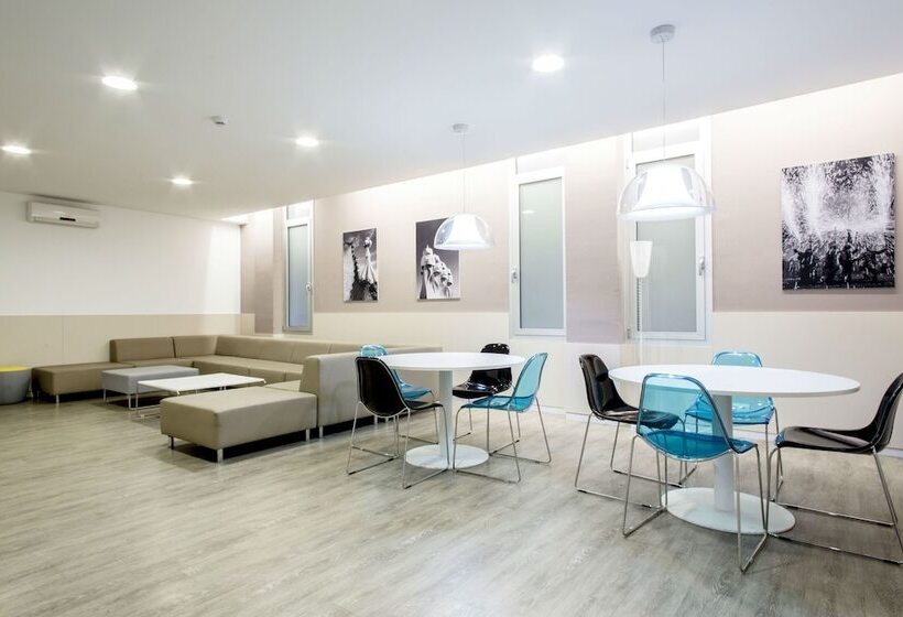 Residencia Universitaria Lesseps