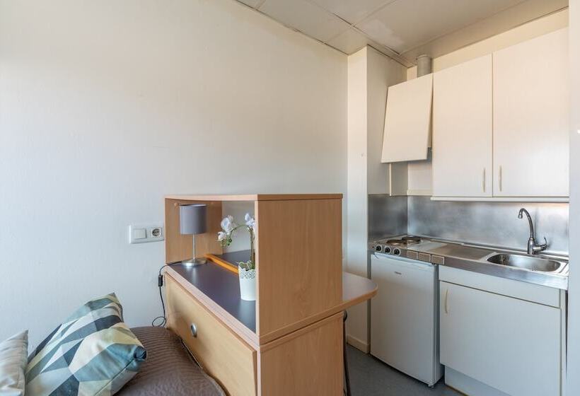 Residencia Universitaria Lesseps