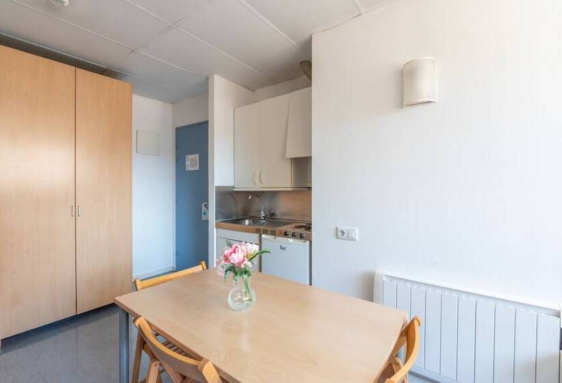 Residencia Universitaria Lesseps