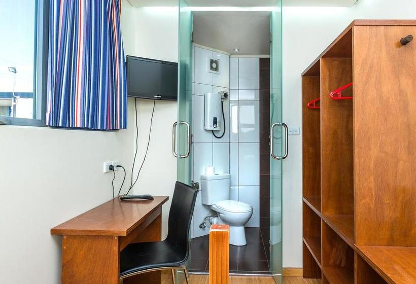 Riverlands Roadhouse Motel