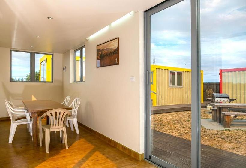 Riverlands Roadhouse Motel