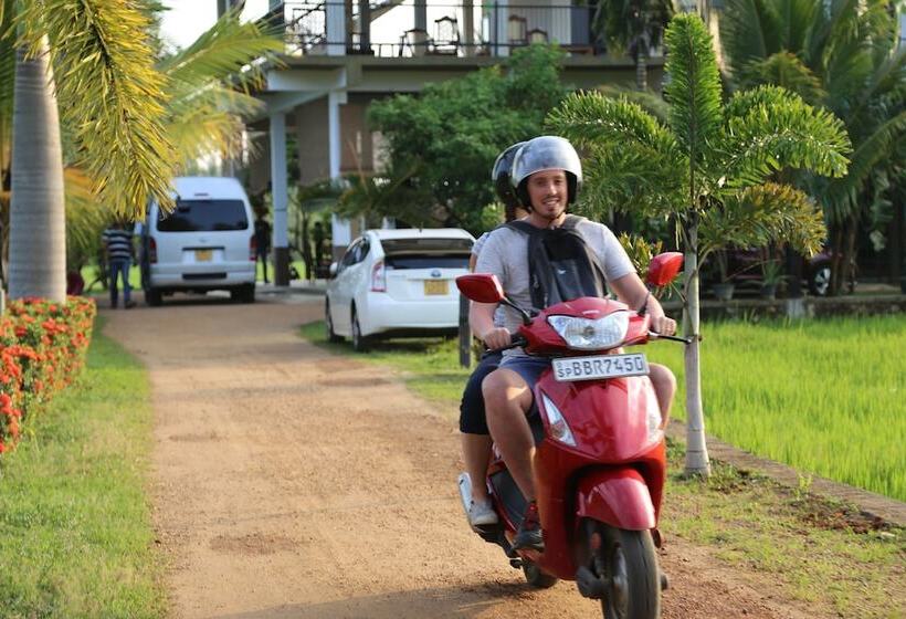 Serene Park Hotel By Ark