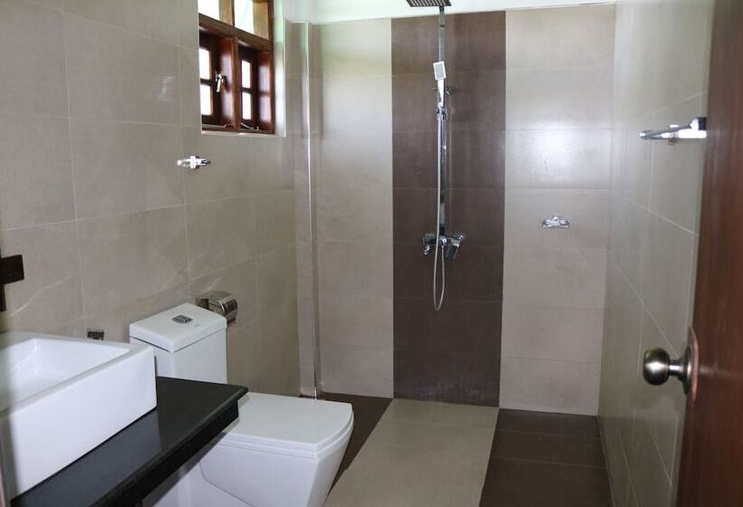 Serene Park Hotel By Ark