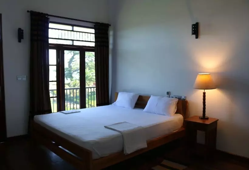 Serene Park Hotel By Ark