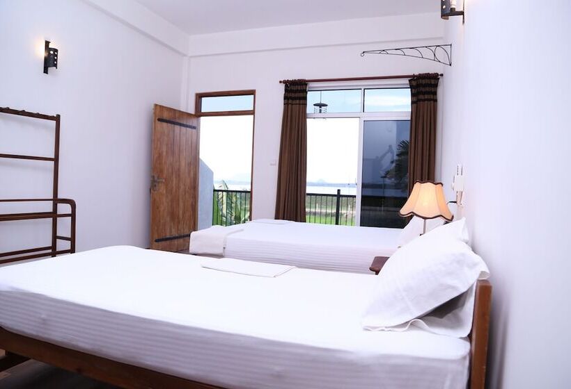 Serene Park Hotel By Ark