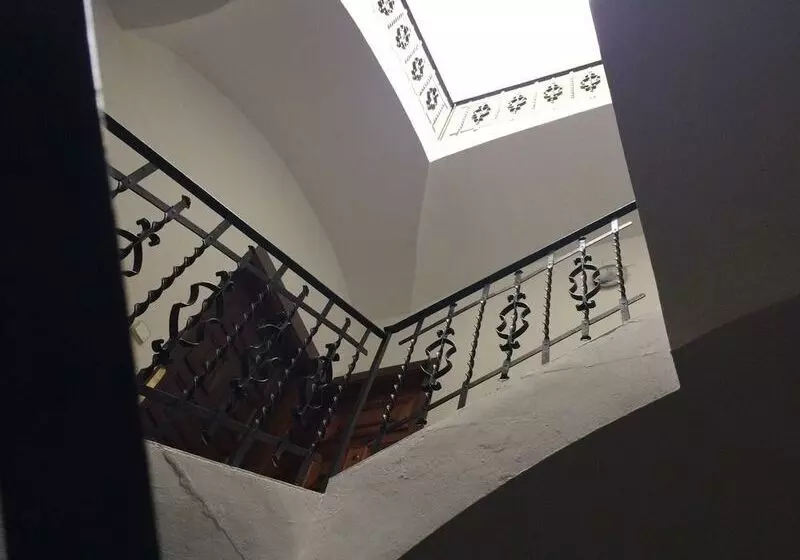 Sm Apartments