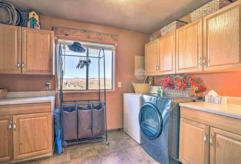 Mountain Views & Grill Space: Adobe Arizona Home