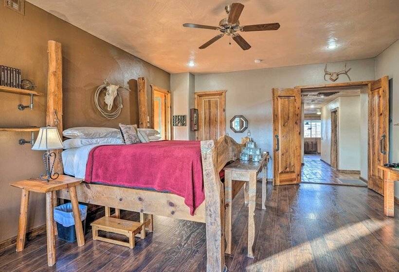 Mountain Views & Grill Space: Adobe Arizona Home