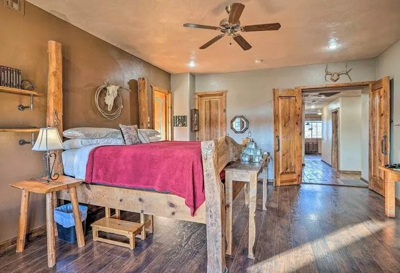 Mountain Views & Grill Space: Adobe Arizona Home