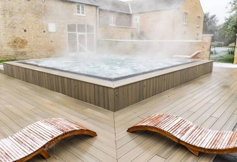 Barton Hall Hotel & Spa