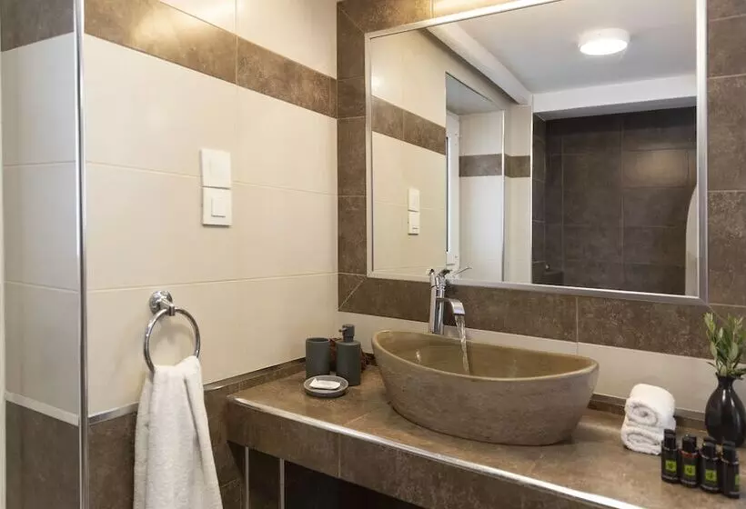 Aamiaismajoitus (B&B) Captain S House Suites