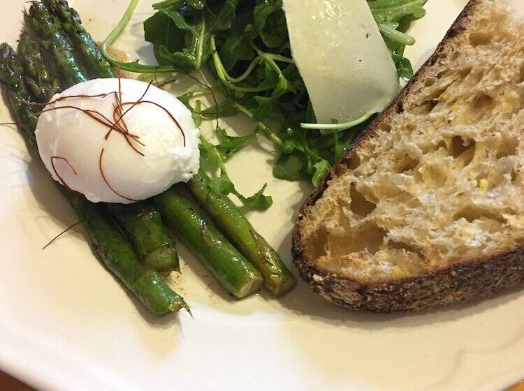 住宿加早餐 The Gables Wine Country Inn