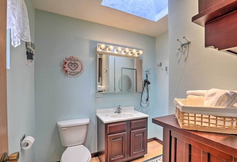 Bisbee Home < 1/2 Mi To Park & Tennis Courts!