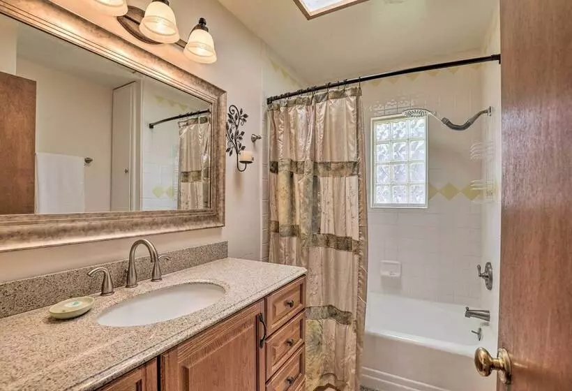 Bisbee Home < 1/2 Mi To Park & Tennis Courts!