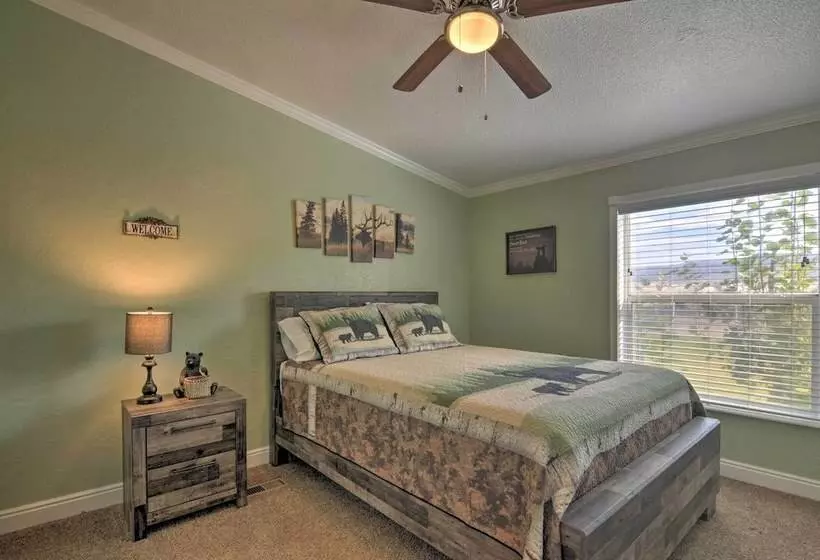 Bright & Beautiful Home, Explore Nat L Parks!