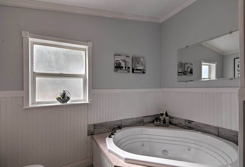 Bright & Beautiful Home, Explore Nat L Parks!