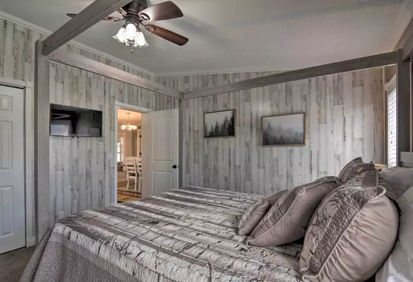 Bright & Beautiful Home, Explore Nat L Parks!