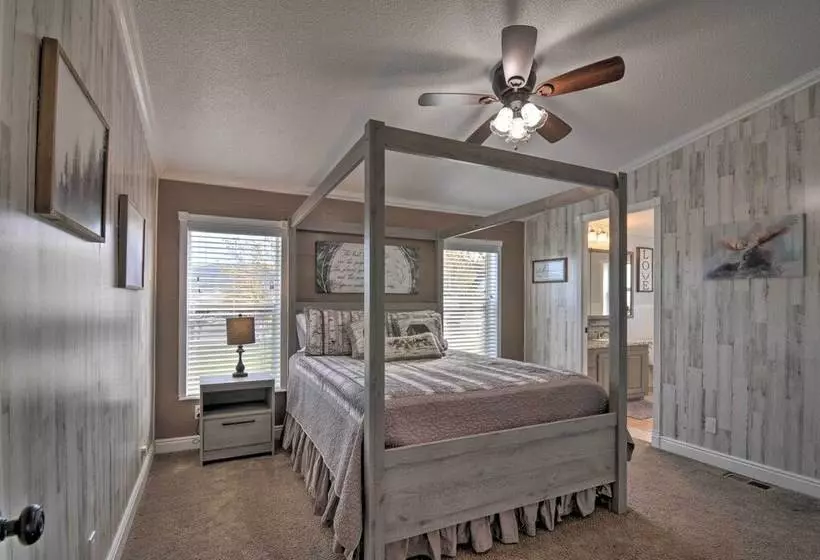 Bright & Beautiful Home, Explore Nat L Parks!