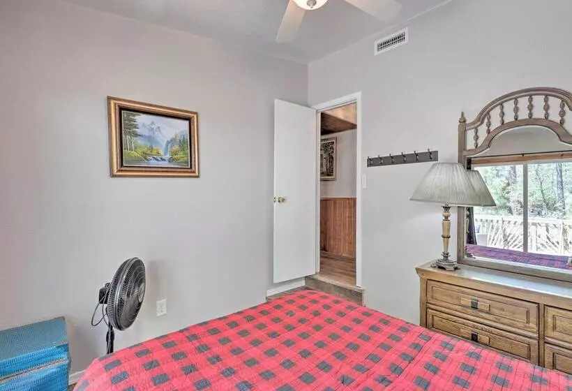 < 5 Mi To Ghost Town: Mtn View Crown King Retreat