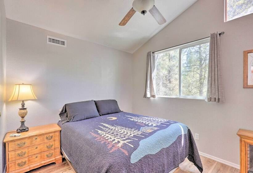 < 5 Mi To Ghost Town: Mtn View Crown King Retreat