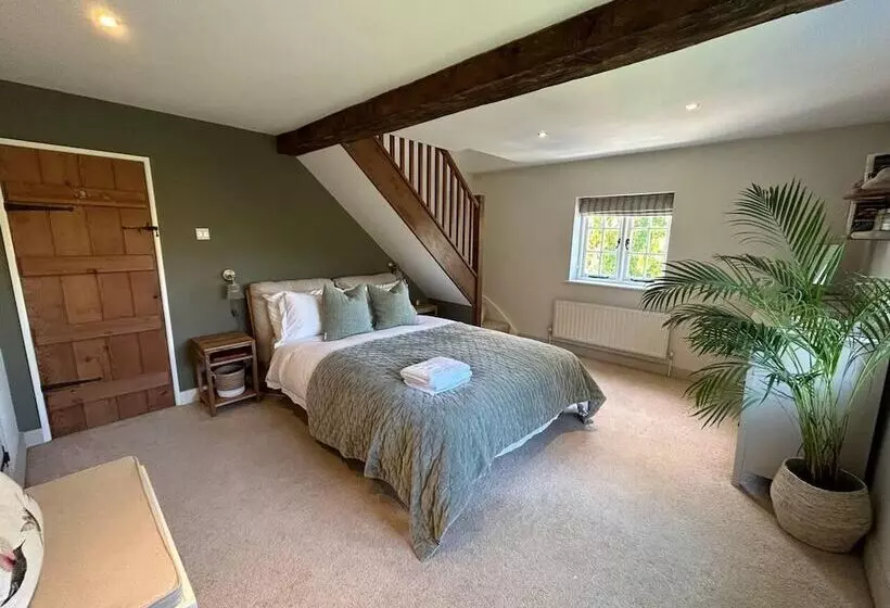 Charming 3 Bed Cottage Near Chipping Norton