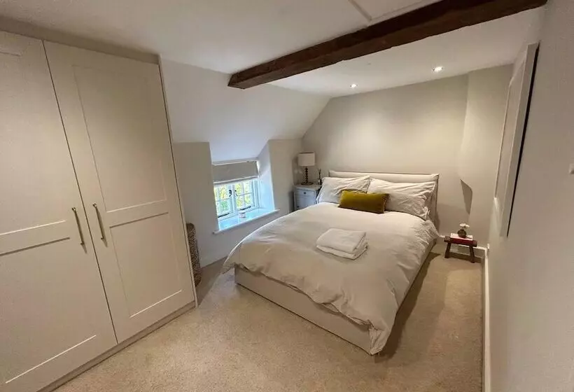 Charming 3 Bed Cottage Near Chipping Norton
