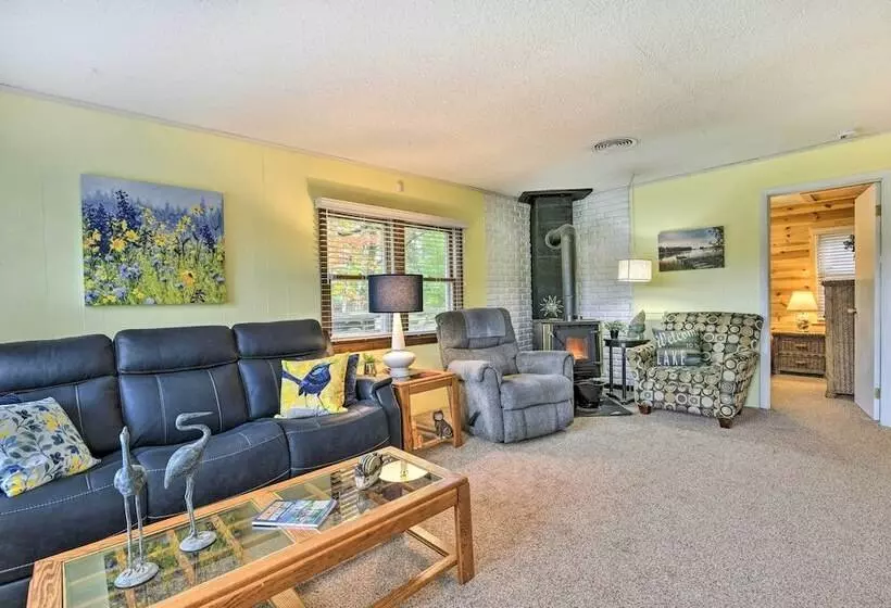 Charming Gladwin Family Cottage   Indian Lake