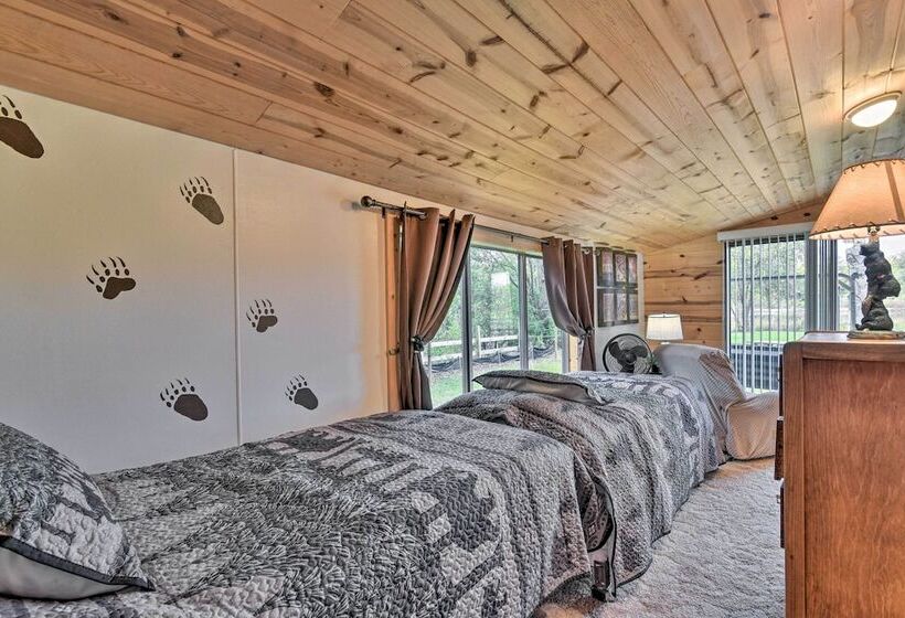 Charming Gladwin Family Cottage   Indian Lake