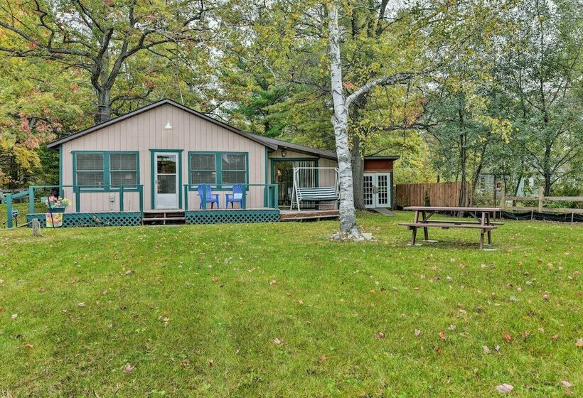 Charming Gladwin Family Cottage   Indian Lake