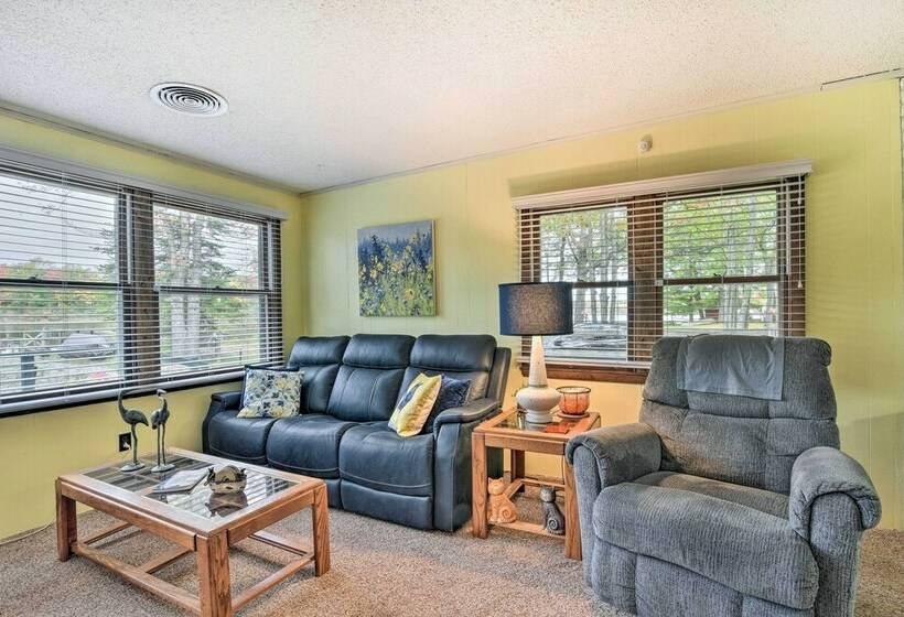 Charming Gladwin Family Cottage   Indian Lake