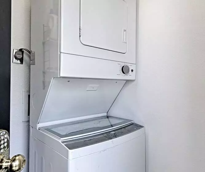Cityplace Bnb Apart