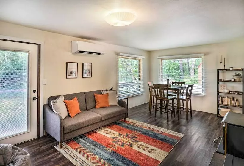 Cozy Abode W/ Views   15 Mi To Glacier Natl Park!