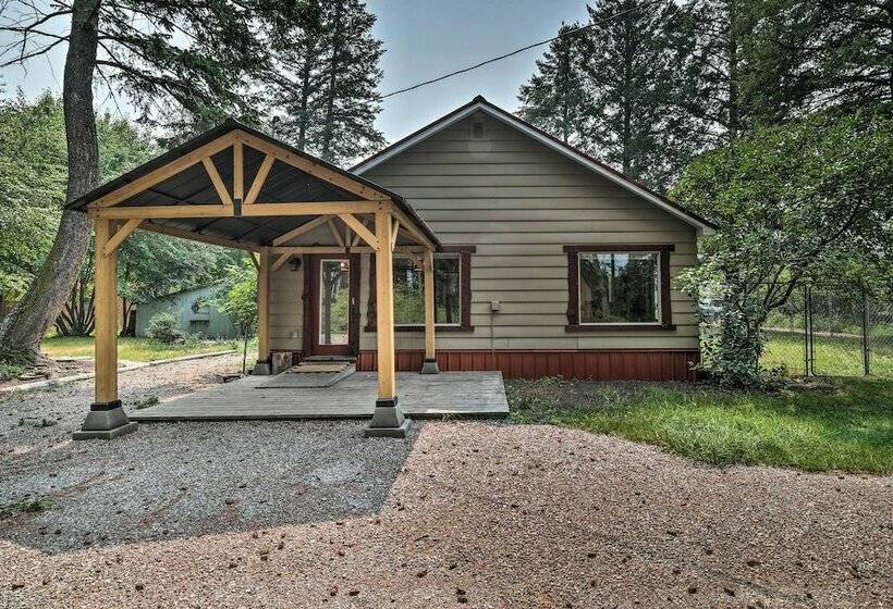 Cozy Abode W/ Views 15 Mi To Glacier Natl Park!