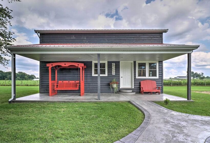 Cozy Haven Of Rest Home W/ Amish Country Views!