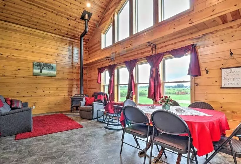 Cozy Haven Of Rest Home W/ Amish Country Views!