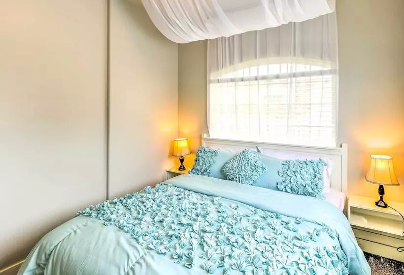 Elegant Smithfield Home W/ Views   6 Mi To Usu!