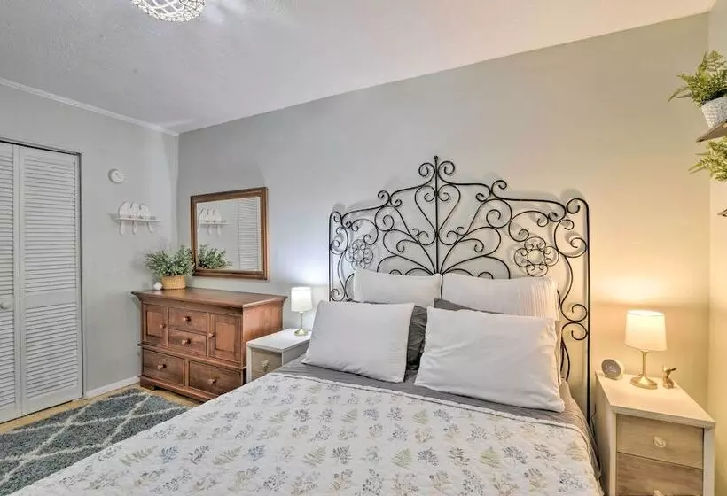 Enchanting Family House W/ Balcony < 3 Mi To Wvu!