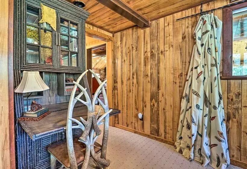 Fish Creek Ranch In Dolores: Hot Tub & Game Room