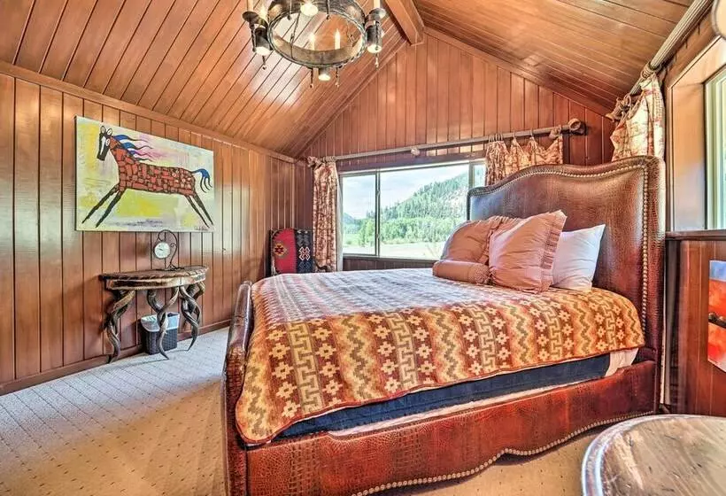 Fish Creek Ranch In Dolores: Hot Tub & Game Room