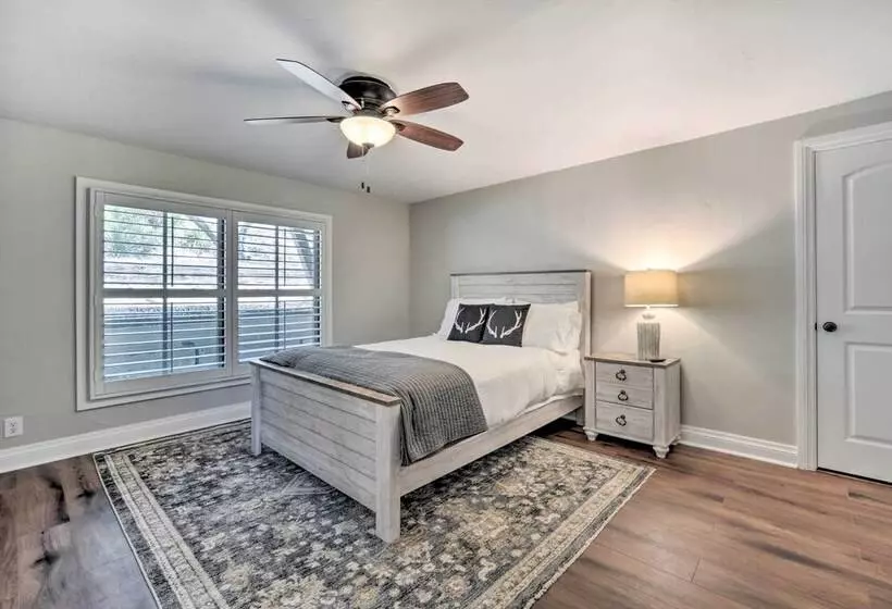 Helotes Hill Country Hideaway W/ 2 Decks!
