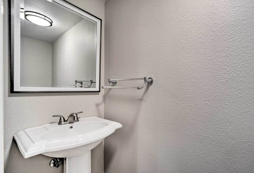 Helotes Hill Country Hideaway W/ 2 Decks!