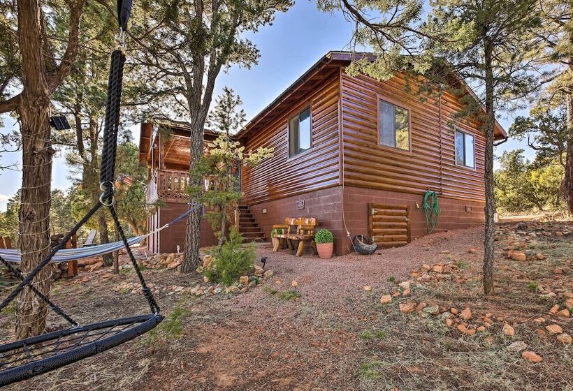 High Country Hideaway W/ Fire Pits & Grill!