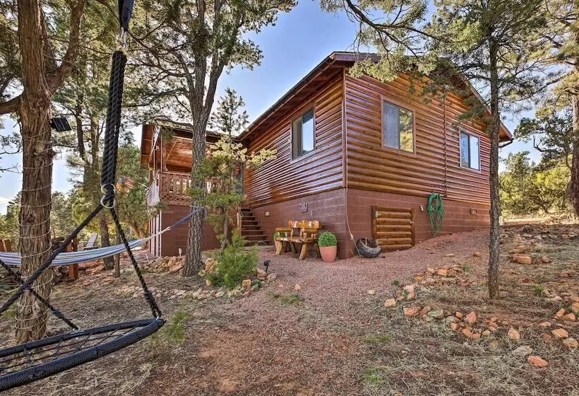 High Country Hideaway W/ Fire Pits & Grill!