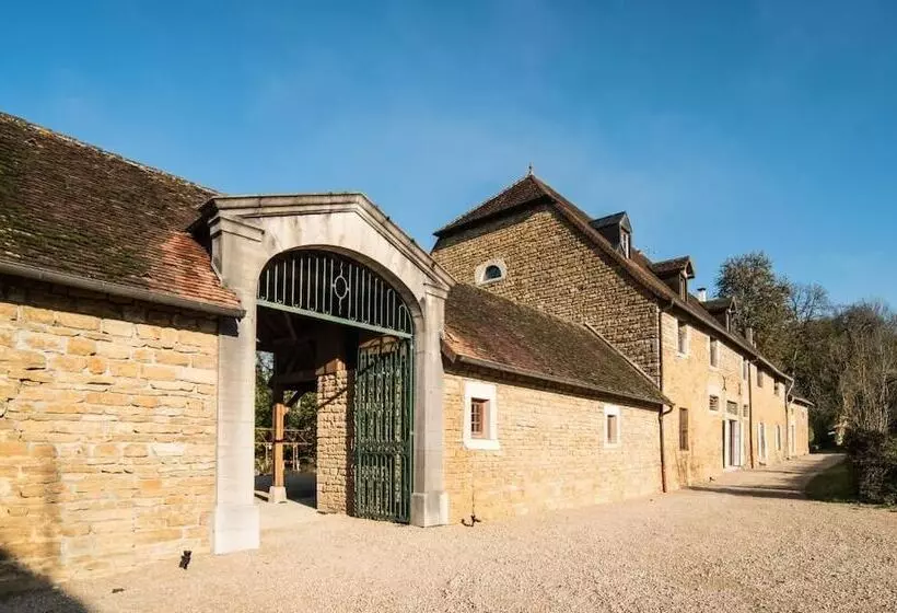 ホテル Domaine De Bersaillin