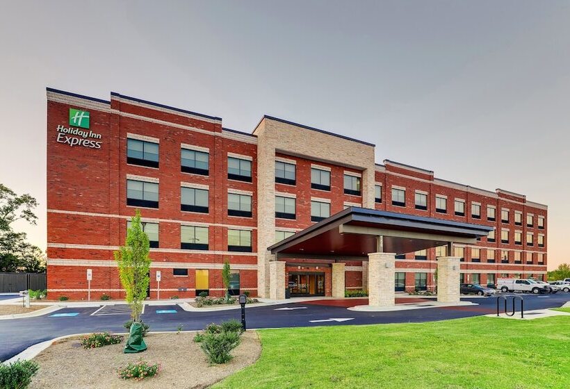 בית מלון כפרי Holiday Inn Express Holly Springs   Raleigh Area, An Ihg