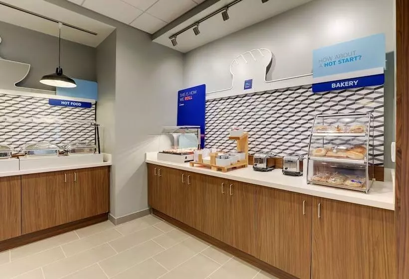 Hotelli Holiday Inn Express Holly Springs   Raleigh Area, An Ihg