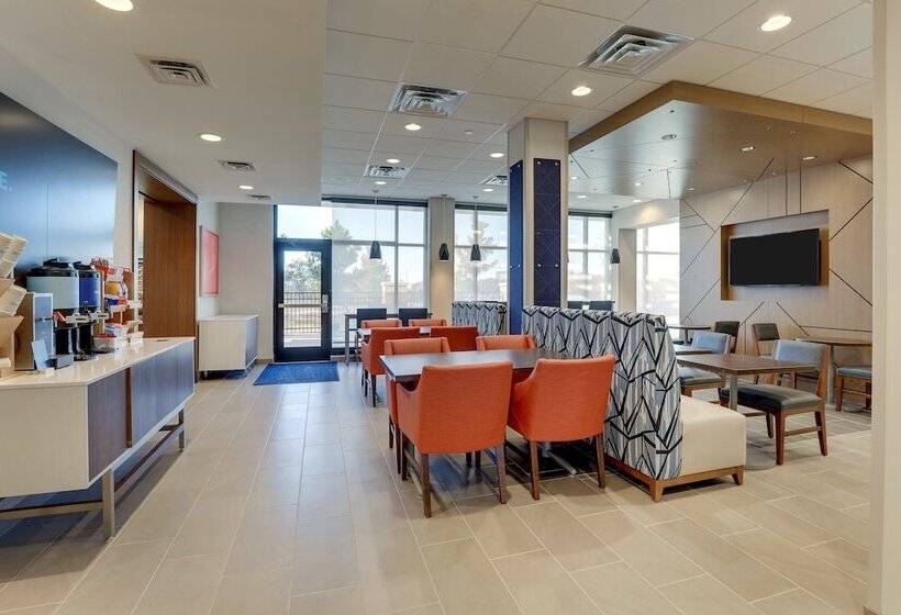 בית מלון כפרי Holiday Inn Express Holly Springs   Raleigh Area, An Ihg