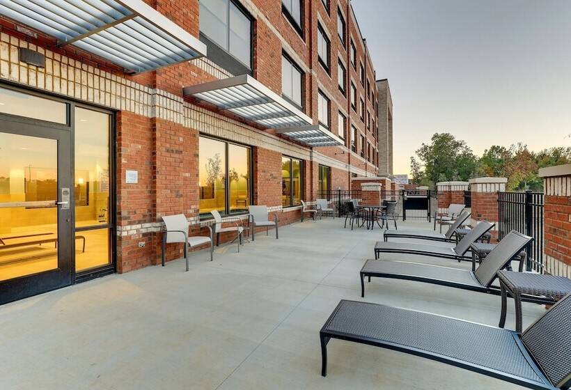 בית מלון כפרי Holiday Inn Express Holly Springs   Raleigh Area, An Ihg